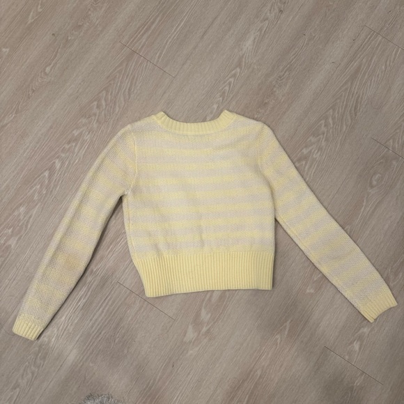 525 America NWOT Striped Yellow Sweater - Picture 2 of 5